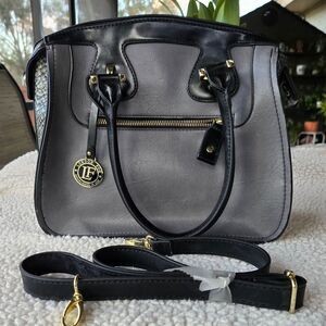 EUC London Fog Sullivan Satchel